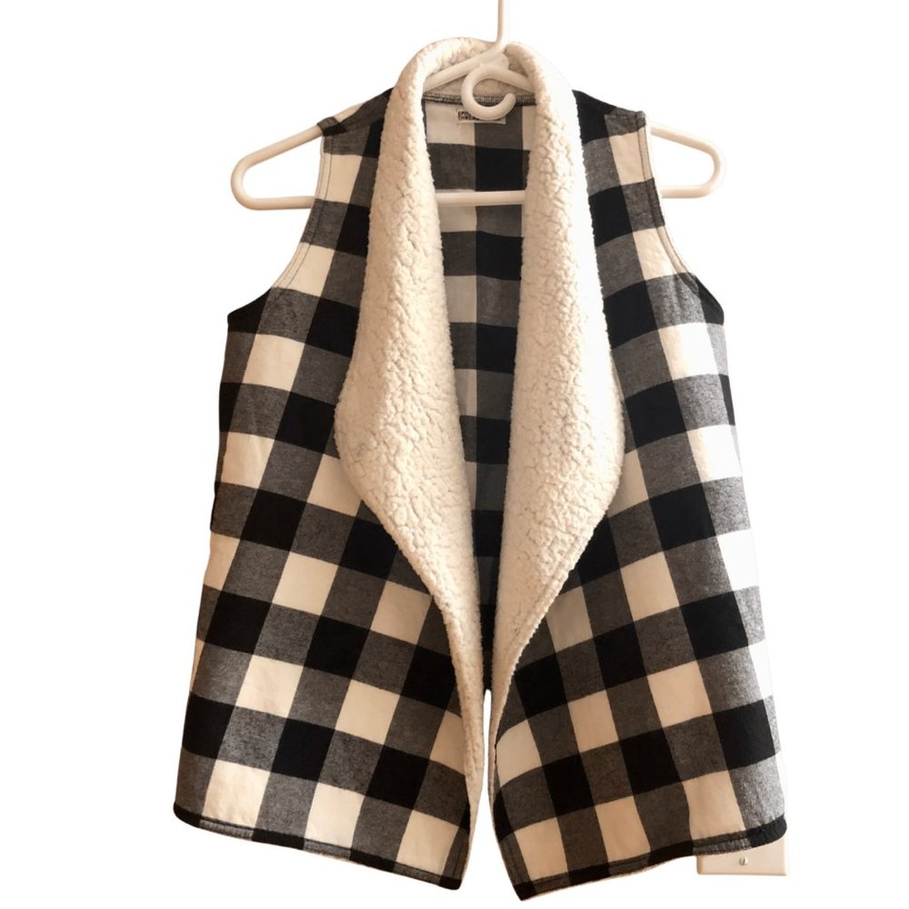 Epic Threads Girls Size Large Buffalo Plaid Open Front Vest